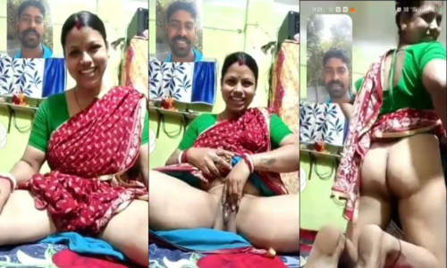 Village Bhabhi Showing