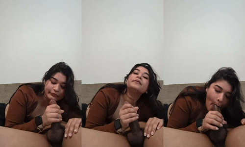 Sexy Gf Sucking Cock