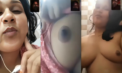 Married Bhabi Showing For Lover