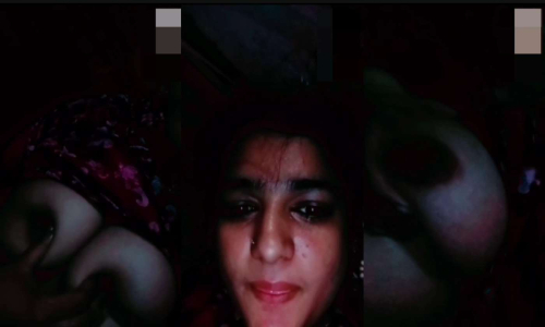 Beautiful Village Gf Secretly Showing Boobs at Night